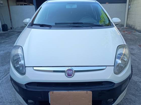 FIAT PUNTO 1.4 ATTRACTIVE ITALIA 8V FLEX 4P MANUAL
